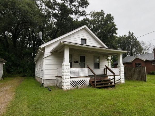 1104 Yukon Avenue , Akron, OH 44320