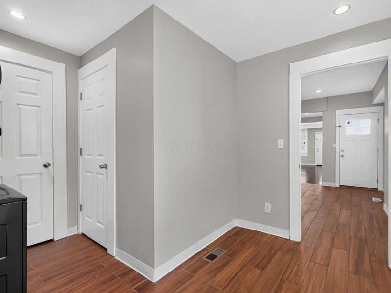 1289 E Mound Street , Columbus, OH 43205 Photo 22
