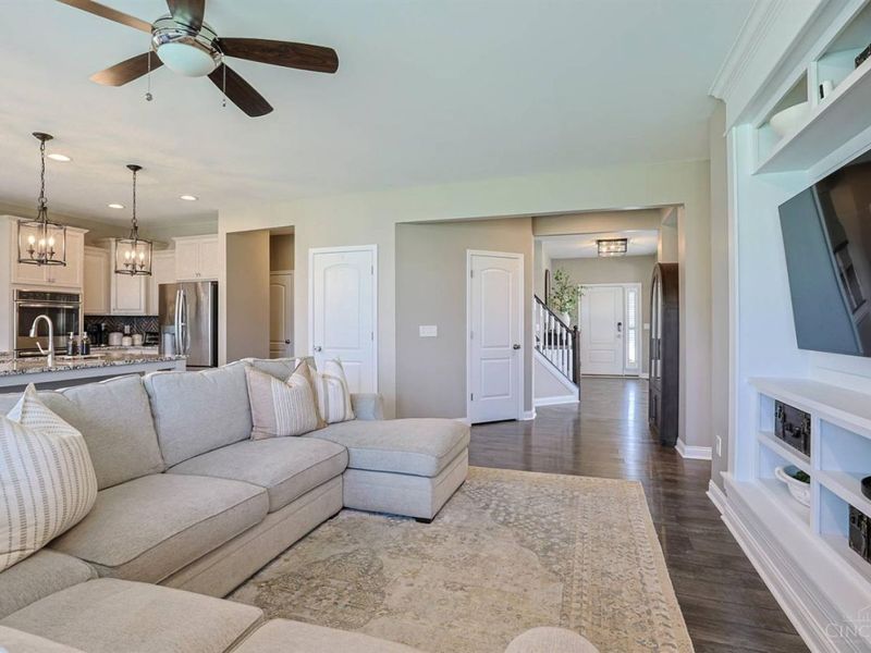 7485 Marsh Creek Lane, Hamilton Township, OH 45039 Photo 11