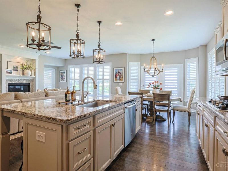 7485 Marsh Creek Lane, Hamilton Township, OH 45039 Photo 14
