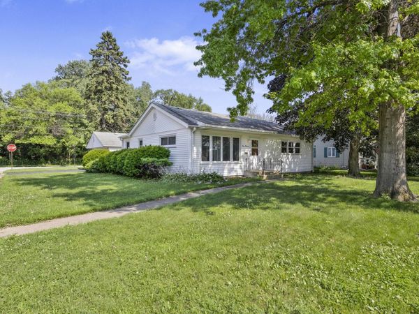 413 Water Street , Thornton, IL 60476