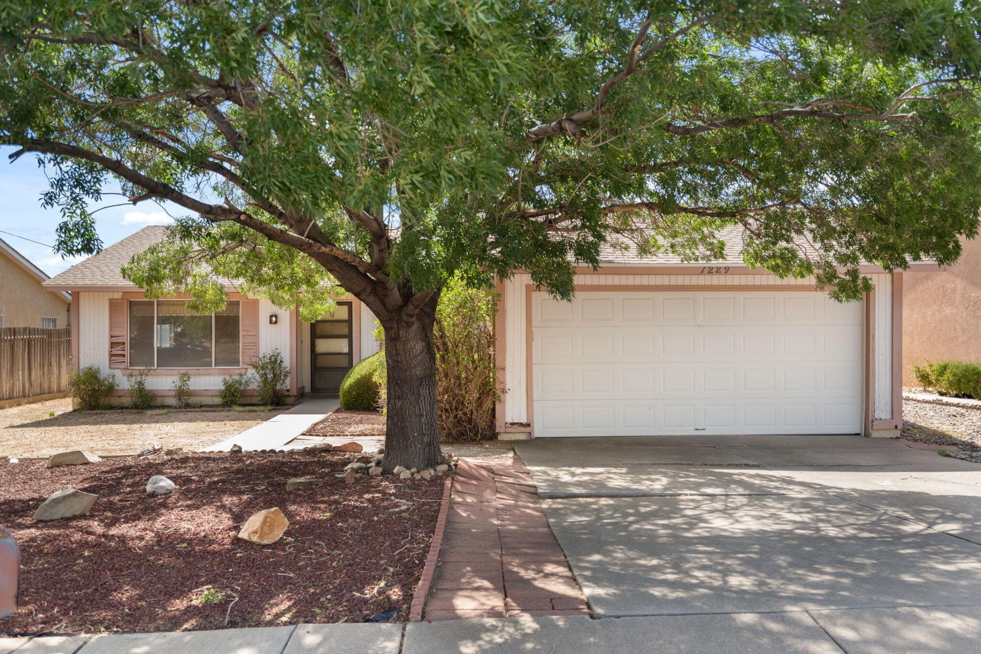 1229 Hiawatha Drive Ne, Albuquerque, NM 87112 Main Photo