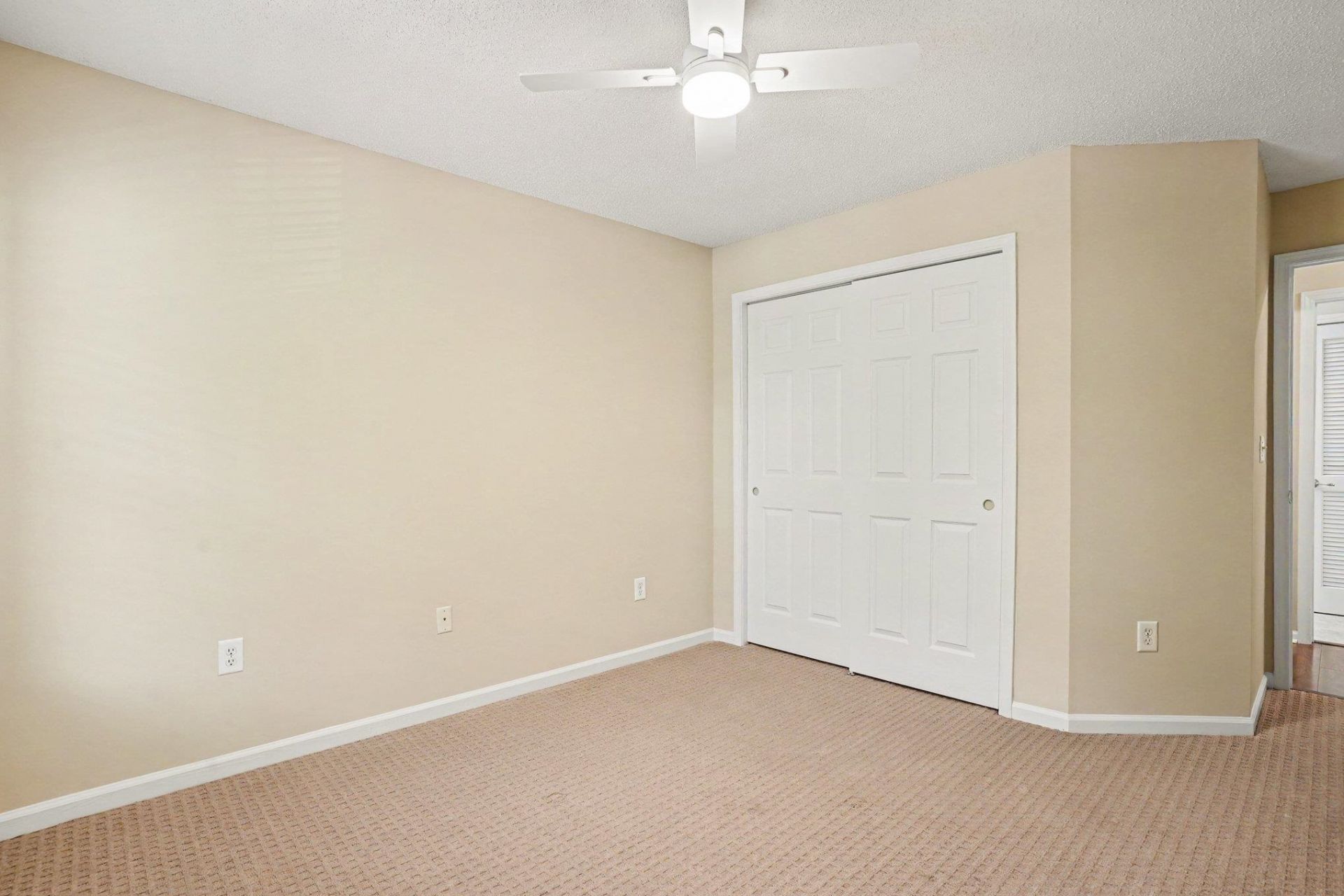 655 Woodmoor Dr.  Photo 24