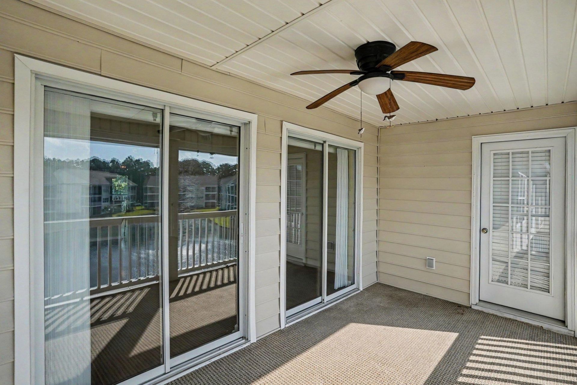 655 Woodmoor Dr.  Photo 28