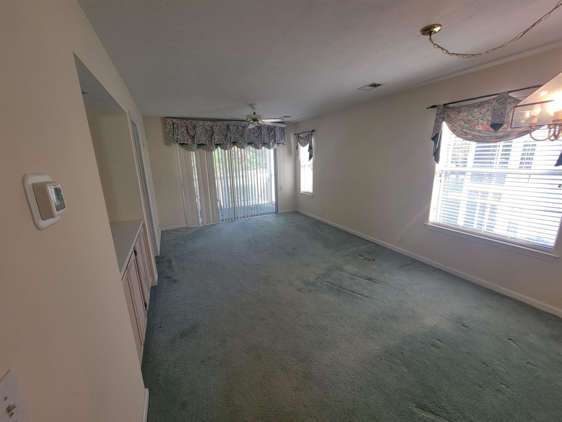 664 Tupelo Ln. Photo 5