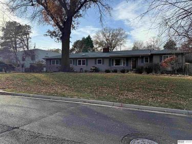 2520 S 98th Avenue, Omaha, NE 68124