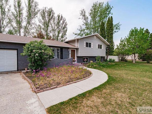 2090 S Heather Lane, AMMON, ID 83406