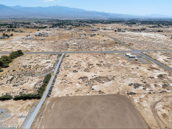 3191 W Isaac Street , Pahrump, NV 89060
