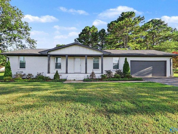 142 Paul Drive, Brownsboro, AL 35741