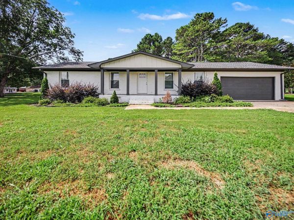 142 Paul Drive, Brownsboro, AL 35741