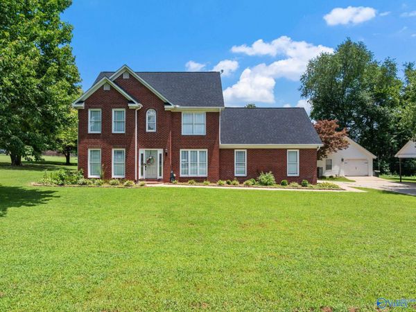 333 Reynolds Drive, Rogersville, AL 35652