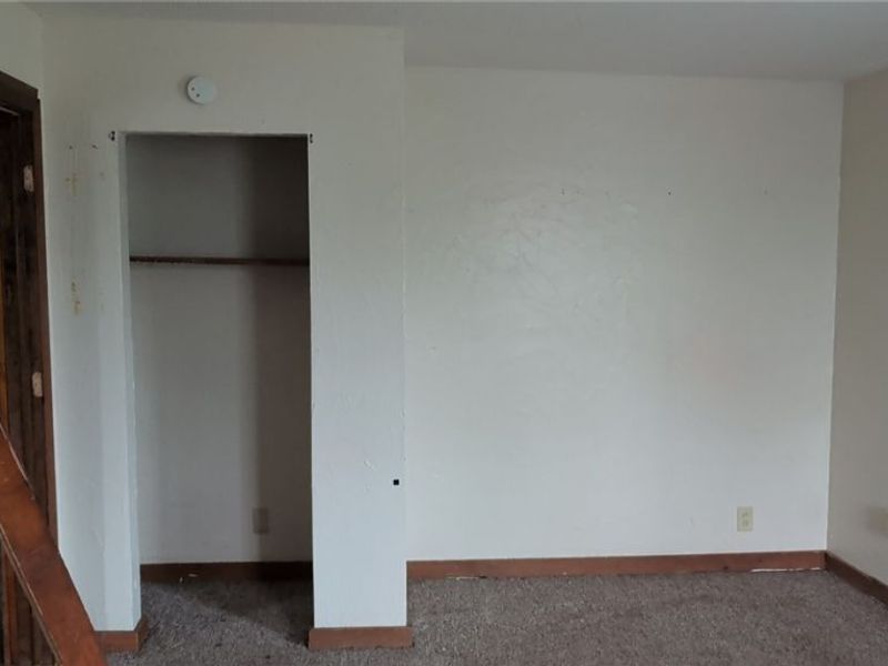 581 Allyn Street, Akron, OH 44311 Photo 8