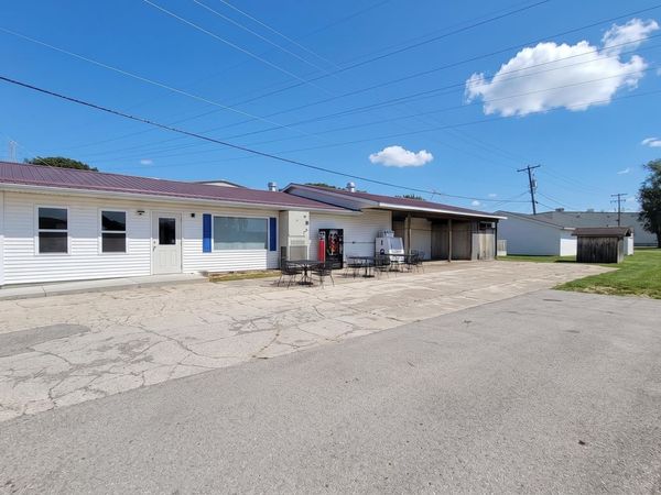 212 Crawford Street, Cassville, WI 53806