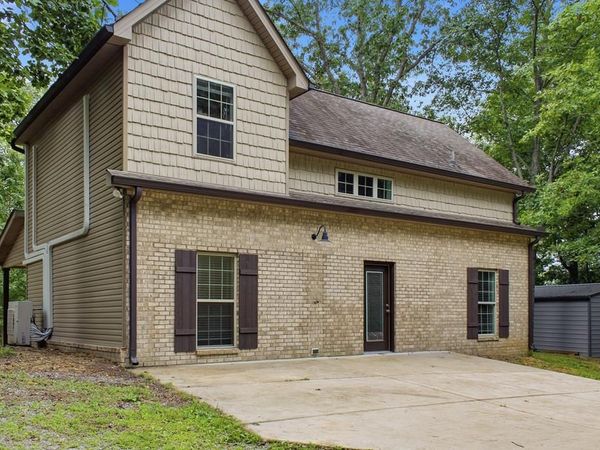 251 Oak Dr, Smithville, TN 37166