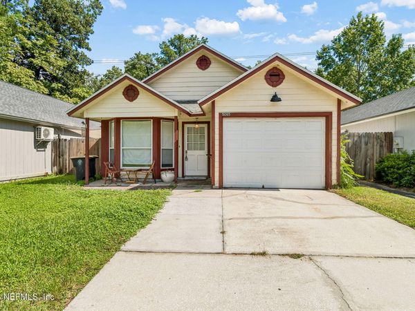 5065 KNIGHTSBRIDGE Circle N, Jacksonville, FL 32244