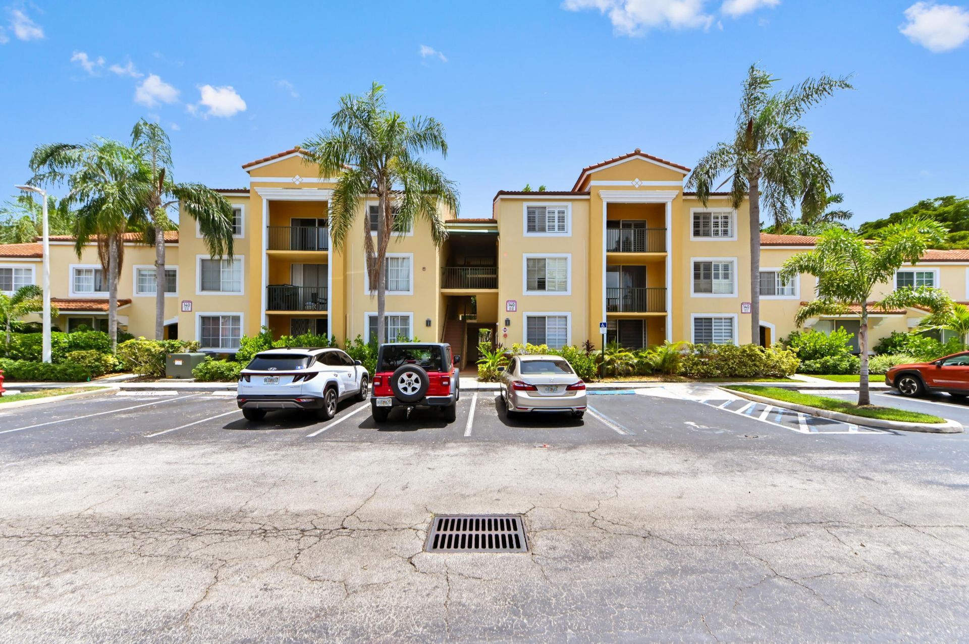 140 Yacht Club Way, Unit 307, Hypoluxo, FL 33462 Photo