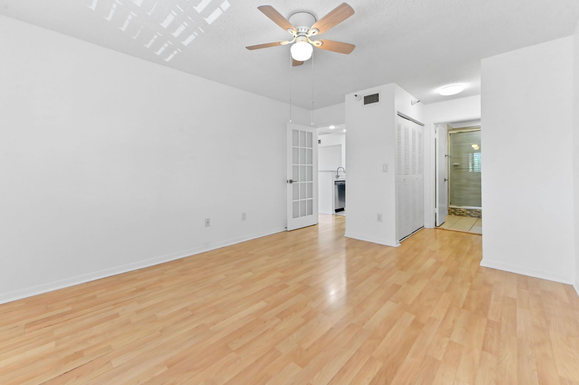 140 Yacht Club Way, Unit 307, Hypoluxo, FL 33462 Photo