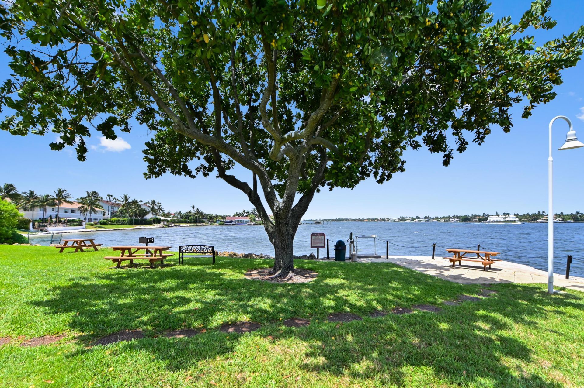 140 Yacht Club Way, Unit 307, Hypoluxo, FL 33462 Photo