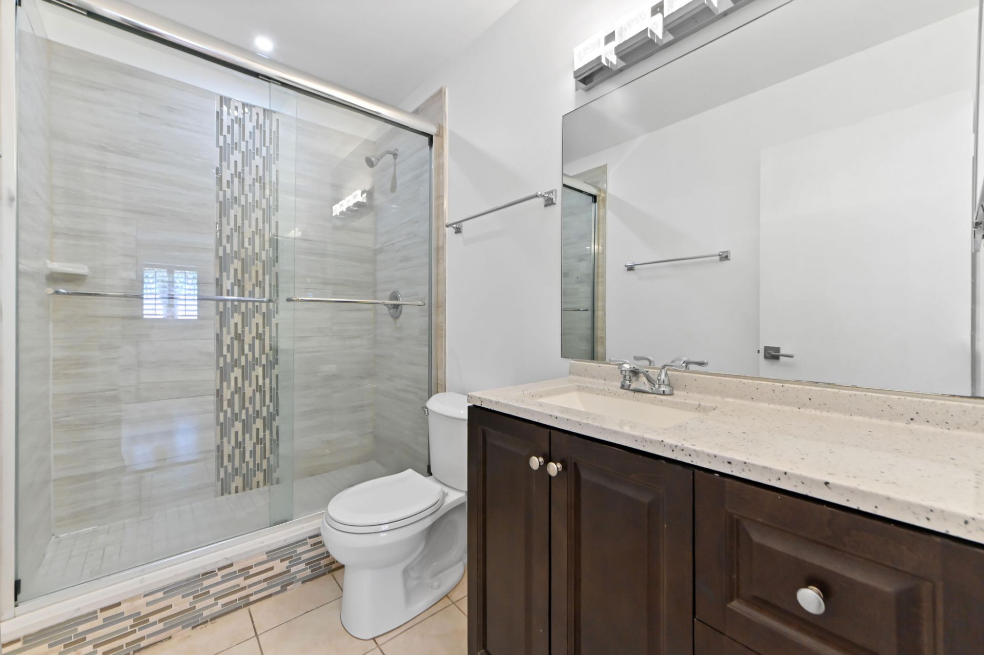 140 Yacht Club Way, Unit 307, Hypoluxo, FL 33462 Photo