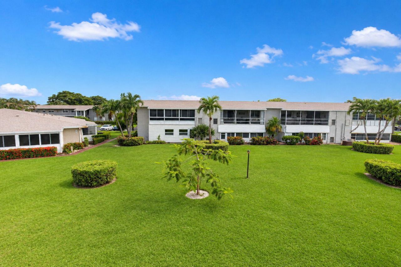 309 Circle Drive S, Boynton Beach, FL 33435 Photo