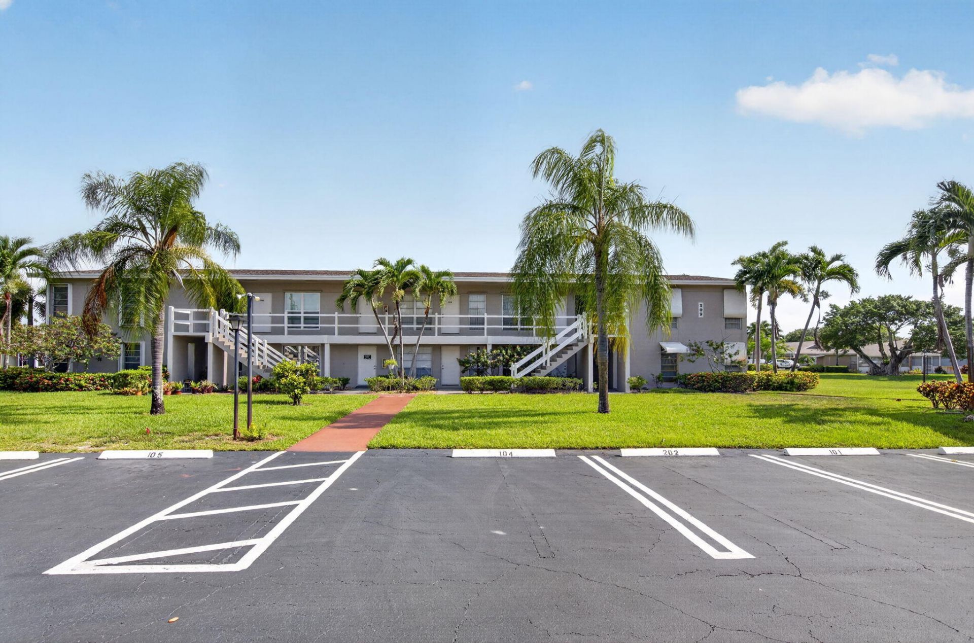 309 Circle Drive S, Boynton Beach, FL 33435 Photo