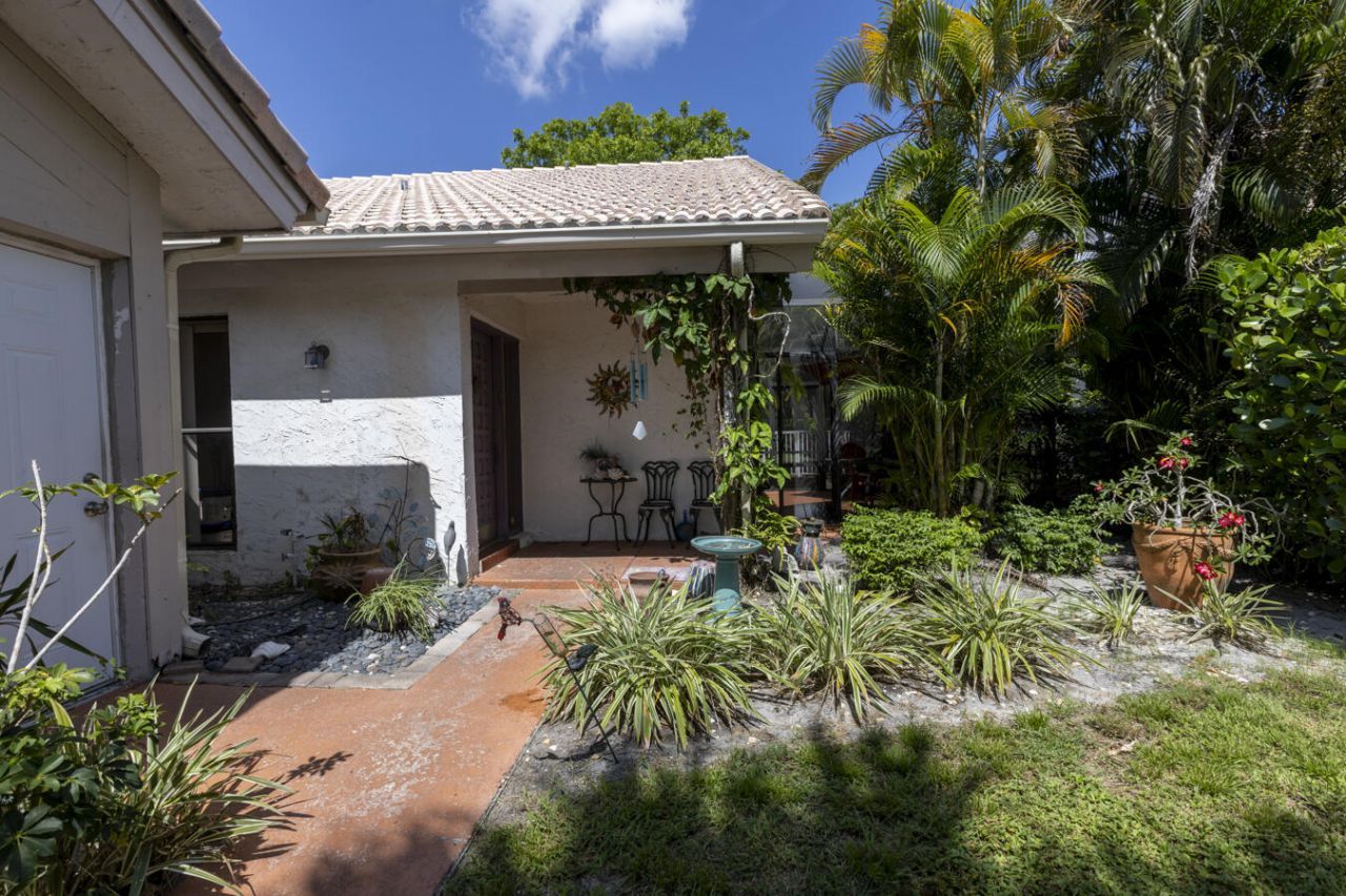 9875 Erica Court, Boca Raton, FL 33496 Photo