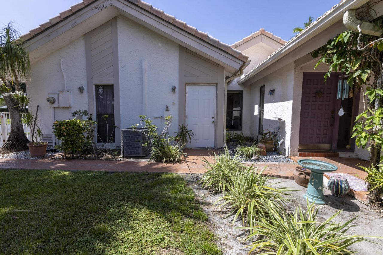 9875 Erica Court, Boca Raton, FL 33496 Photo
