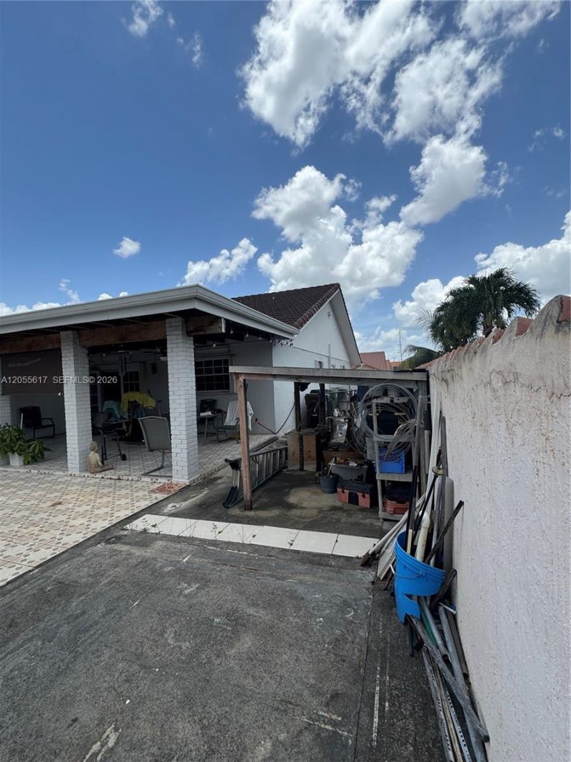 5791 W 21st Ave, Hialeah, FL 33016 Photo