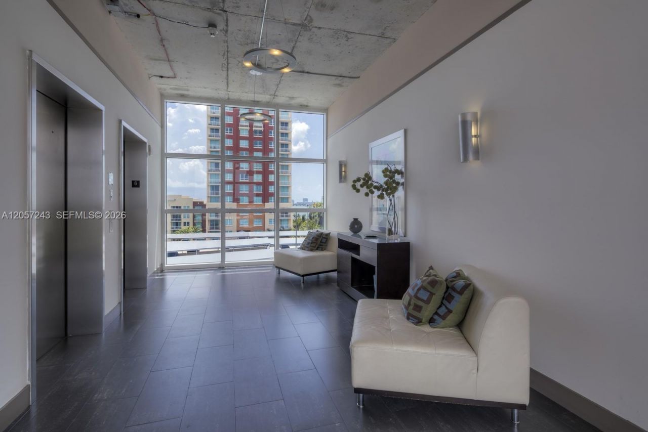 2000 N Bayshore Dr, Unit 626, Miami, FL 33137 Photo