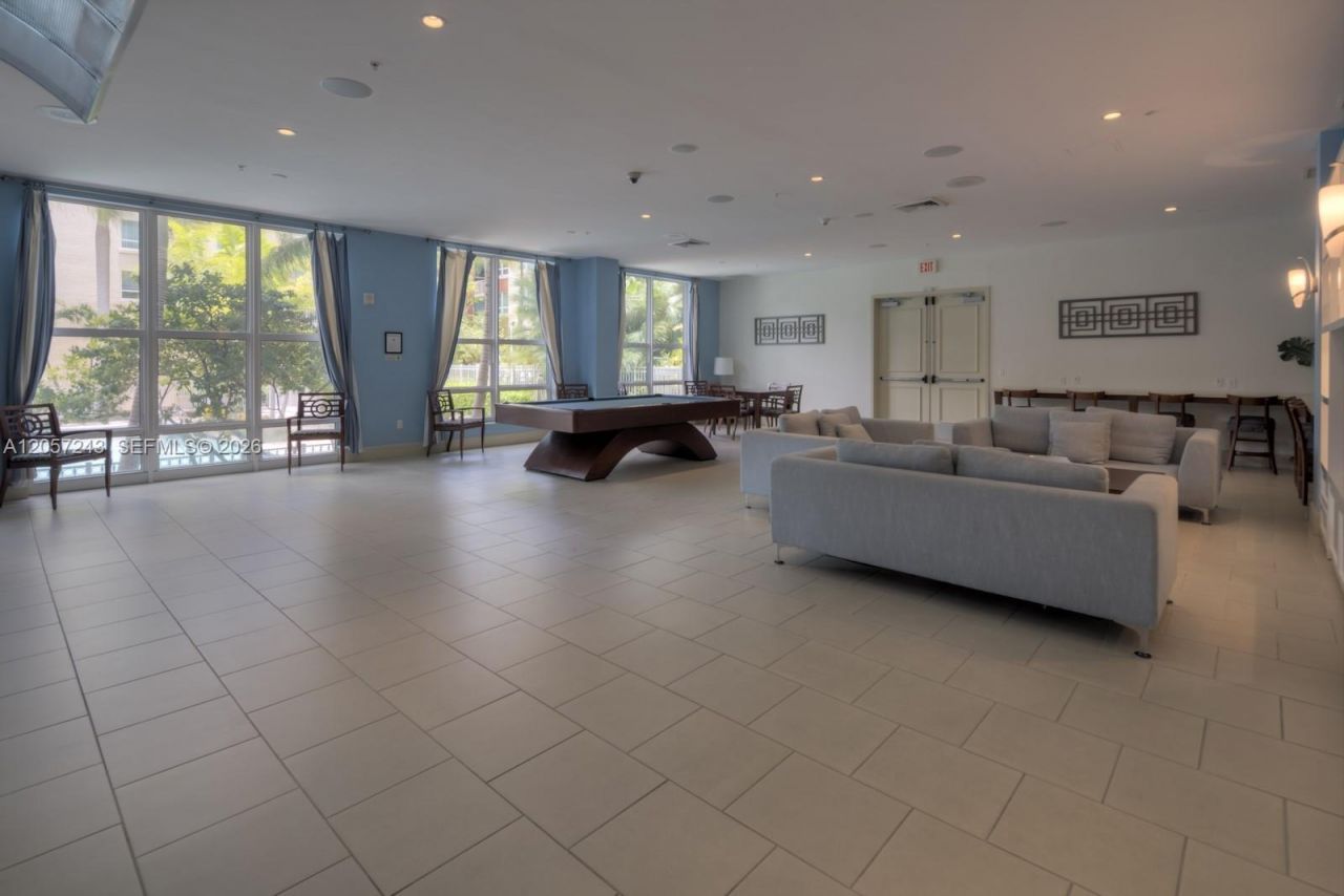 2000 N Bayshore Dr, Unit 626, Miami, FL 33137 Photo
