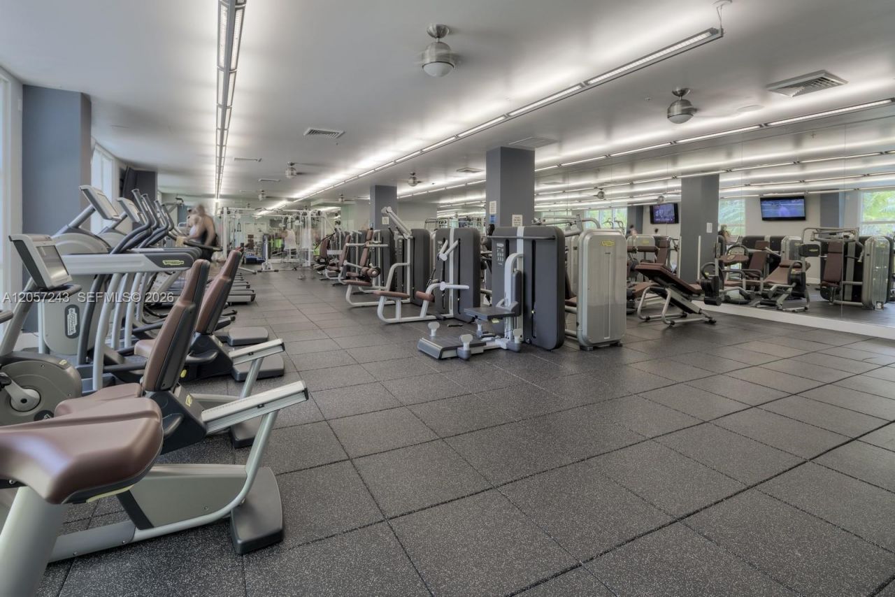 2000 N Bayshore Dr, Unit 626, Miami, FL 33137 Photo