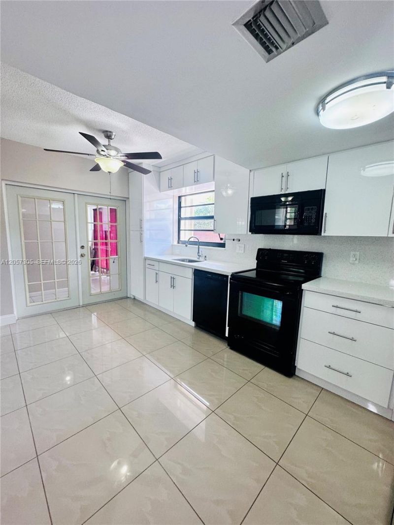 Please Call For Address, Unit 19A, Hialeah, FL 33016 Photo