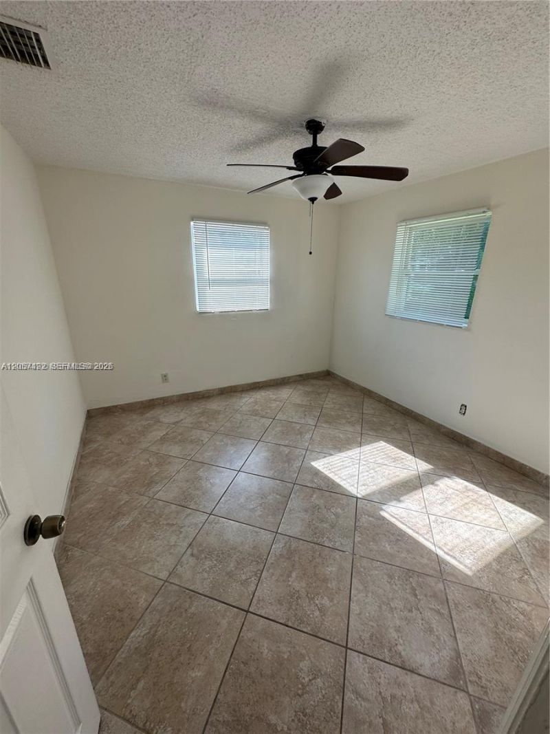 5820 Atlanta St, Hollywood, FL 33021 Photo