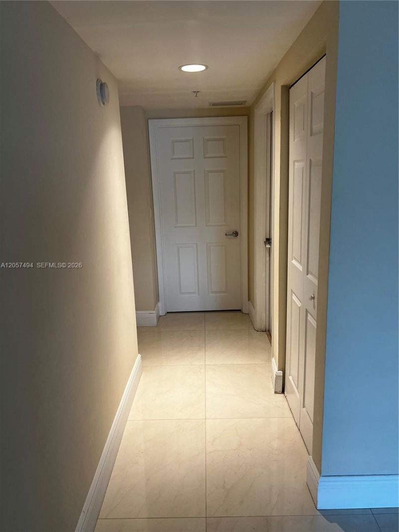 3232 SW 22nd Ter , Unit 201, Miami, FL 33145 Photo