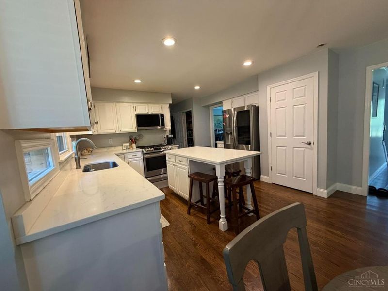 8033 Old Stable Court, West Chester, OH 45069 Photo 4