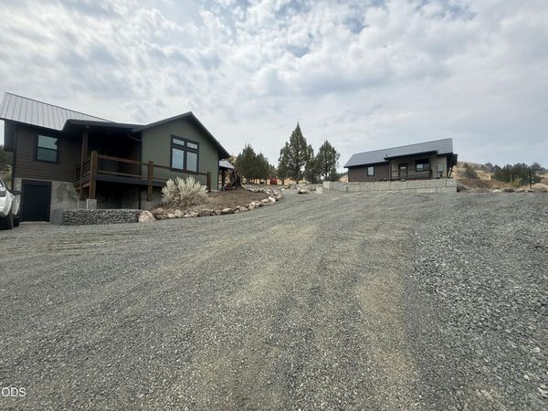140 SE Bunchgrass Road, John Day, OR 97845