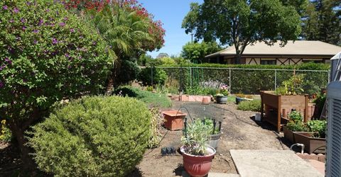 311 Overbrook Dr, Folsom, CA 95630 Photo