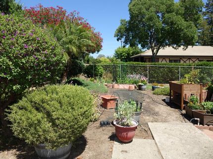 311 Overbrook Dr, Folsom, CA 95630 Photo
