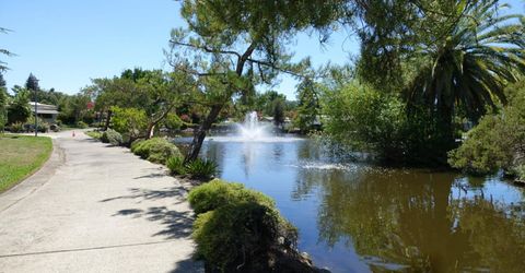 311 Overbrook Dr, Folsom, CA 95630 Photo