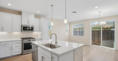 12112 Hetch Hechy Dr, Rancho Cordova, CA 95742 Photo
