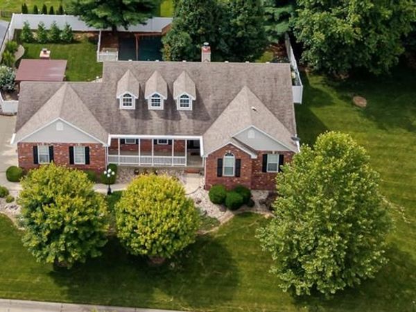 1105 Saddlewood Drive, Maryville, IL 62062