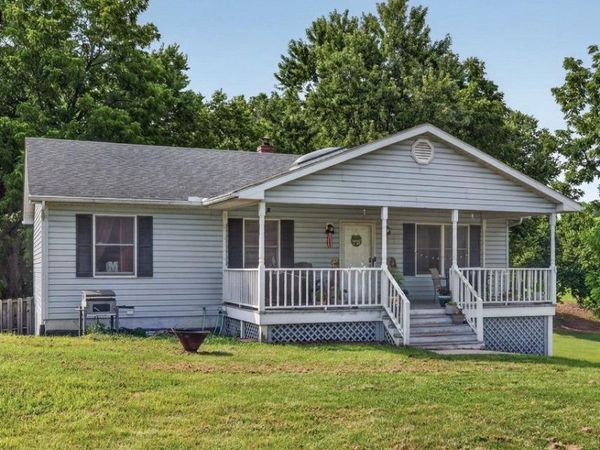 10727 OLD VALLEY PIKE, MOUNT JACKSON, VA 22842