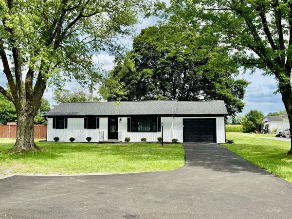 4400 MARTINSBURG PIKE, CLEAR BROOK, VA 22624