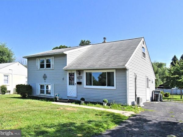 216 ROSEWOOD AVENUE, FEASTERVILLE TREVOSE, PA 19053