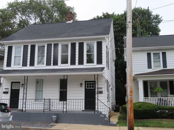828 BROAD STREET , CHAMBERSBURG, PA 17202