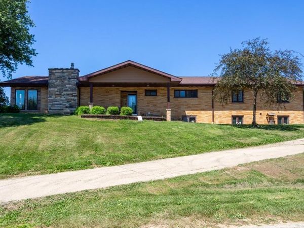 2162 Valley Lane, Cuba City, WI 53807