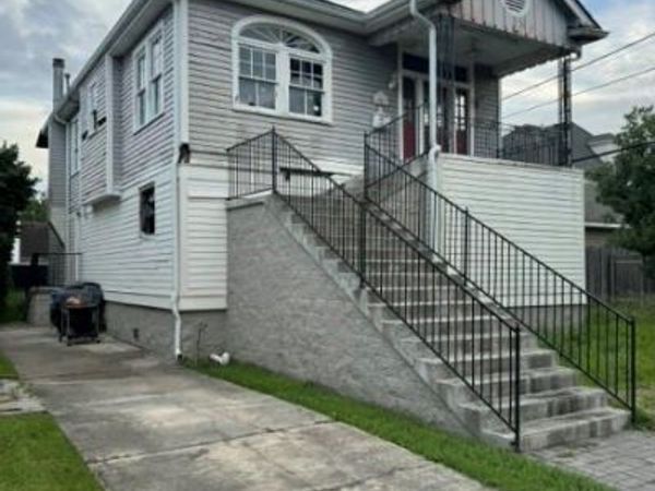 752 GERMAIN Street , New Orleans, LA 70124