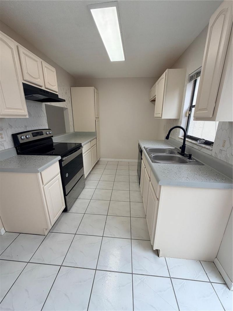 1625 Long Ridge Court , Unit 271, Orlando, FL 32807 Photo