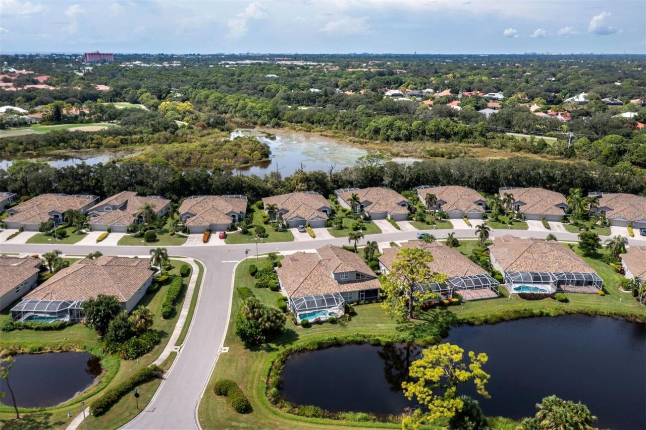 8737 Pebble Creek Lane, Sarasota, FL 34238 Photo