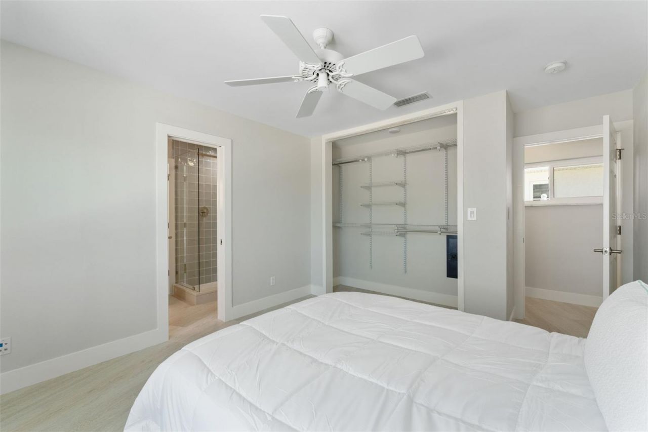 11050 7th Street E, Treasure Island, FL 33706 Photo